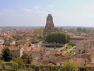 Saintes (17100)